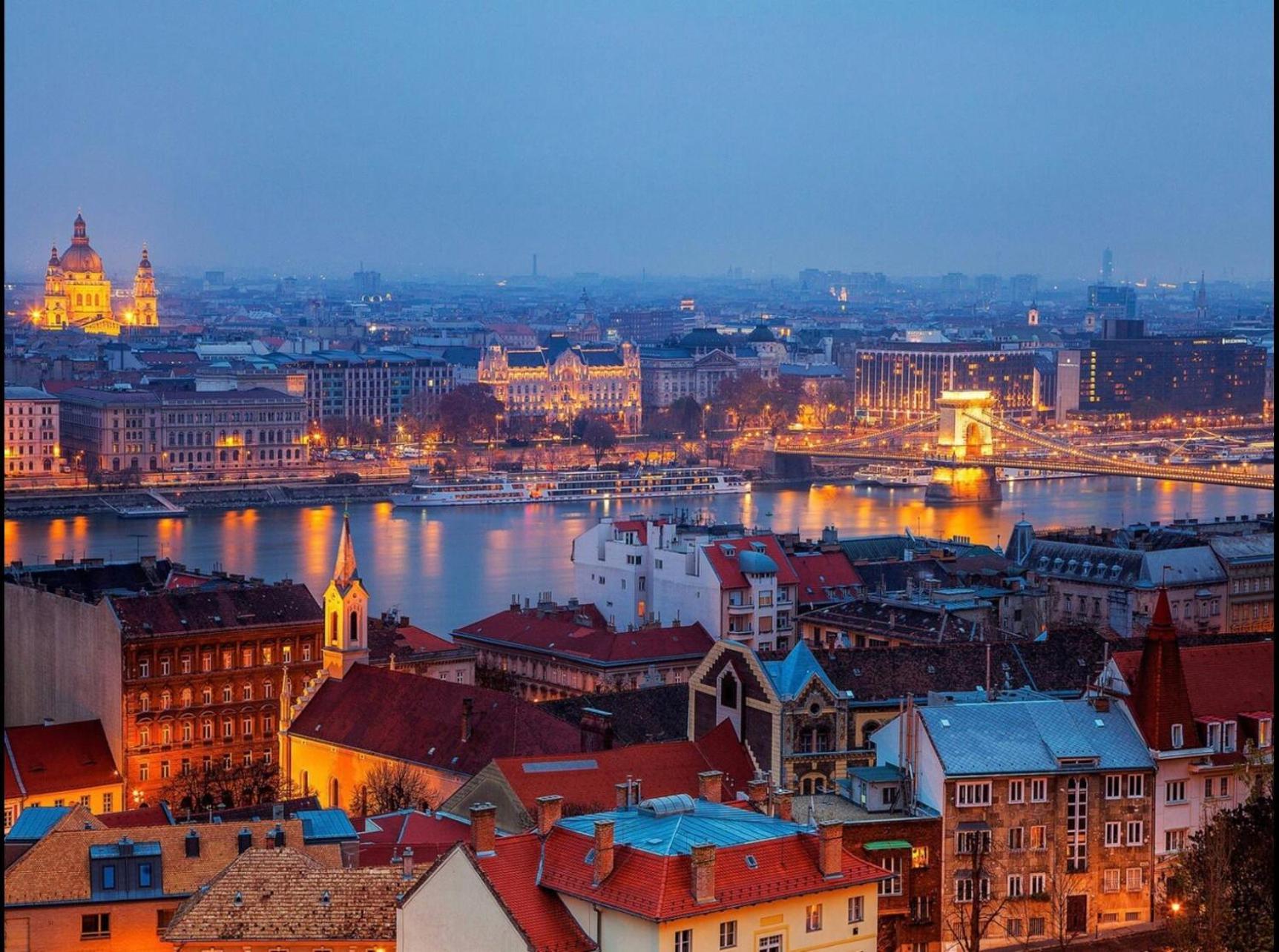 Terrace Apartment Sky Lounge Budapest Eksteriør bilde